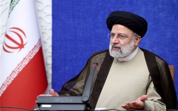رئیسی: پرهیز از دورهمی‌ها و عادی‌انگاری همچنان ضروری است/واکسیناسیون عمومی ادامه یابد

