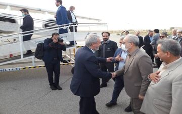 
وزیر صمت وارد سیرجان شد