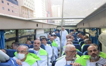  اعزام ۶۱۶ روحانی کاروان به حج تمتع ۹۶ 