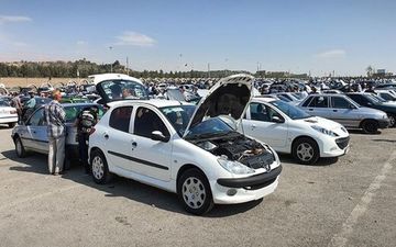 ارزان شدن خودرو را جدی نگیرید / دو اتفاقی که ورق بازار خودرو را بر­می گرداند 