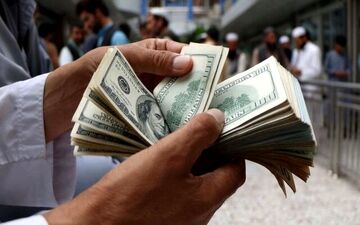 دلار به کانال ۳۲ هزار تومان بازگشت