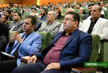 برگزاری همایش در مسیر موفقیت به روایت تصویر