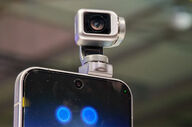 انتشار ویدیوی آنباکسینگ گوشی آنر Robot Phone