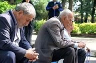 چرا برخی بازنشستگان هنوز حقوق مهر را دریافت نکرده‌اند؟