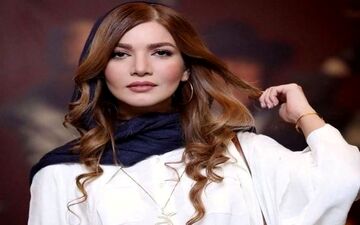 عکس پیراهن چسبان و اندامی متین ستوده روی پشت بام خانه ! 