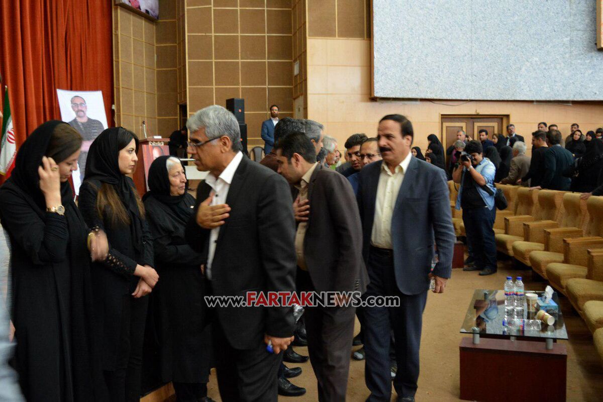 مراسم سالگرد عارف لرستانی