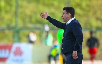 آیا سرمربی سپاهان استراتژی غلط 2 نبرد قبلی جلوی پرسپولیس را تکرار می‌کند؟