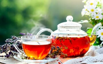 آیا چای و قهوه باعث کم‌آبی بدن می‌شوند؟