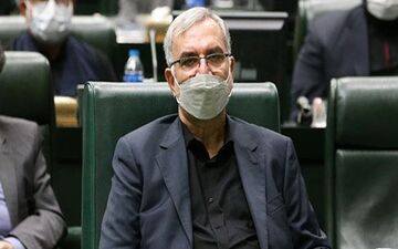 وزیر بهداشت: در شرایطی ‌دولت را تحو‌یل گرفتیم که اصلاً واکسن نداشتیم