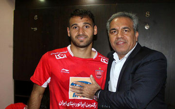 باشگاه پرسپولیس به قرداد بعضی از بازیکنان متمم مالی اضافه می کند