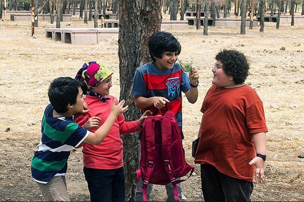 «قهرمانان کوچک» و «دزد و پری ۲» آماده نمایش شدند/ تلاش برای اکران