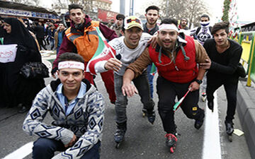 دهه هفتادی‌ها، امروز کجای وطن ایستاده اند؟ + فیلم