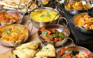 آیا غذاهای پر ادویه باعث زخم معده می شوند؟