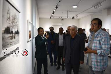 جهانبخش شکری- گزارش تصویری نمایشگاه گروهی عکس خیریه اعضا انجمن عکاسان کرمانشاه