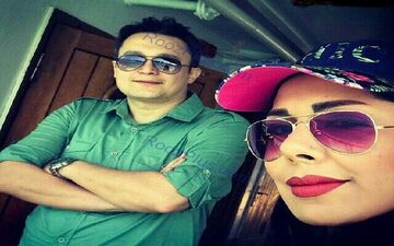 سلفی جالب بازیگر مشهور و همسرش