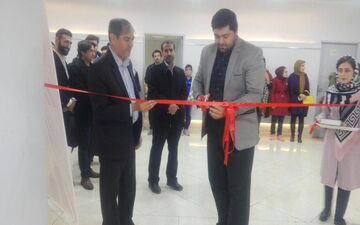 آیین گشایش نمایشگاه منتخب آثار جشنواره ملی کارتون و پوستر مرز امن در کرمانشاه(به روایت تصویر)