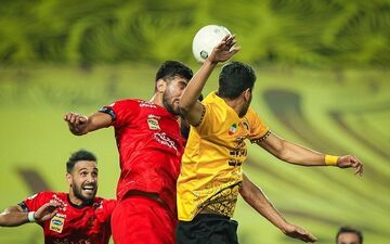 استیلی: بازی‌های سپاهان آسان‌تر از پرسپولیس است/ استقلال به پرسپولیس کمک کرد! 