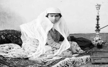 این عکسها از پوشش زنان قاجار رو نبینی از دستت رفته!|پوشاک زنان در دوره ی قاجار
