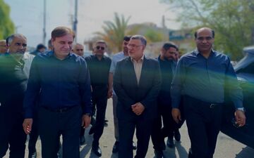 ظفرقندی وارد عسلویه شد و از مرکز شبانه‌روزی خدمات جامع سلامت چاه‌مبارک بازدید کرد