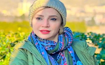 عکسی زیر خاکی از شبنم قلی خانی|میخوای ببینی شبنم قلی خانی بچگیاش چه شکلی بوده؟ بیا بهت نشون بدم!