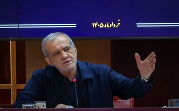  پزشکیان راهی نجف شد 