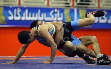 جلسه مدیر تیم‌های ملی کشتی با کادرفنی تیم‌های پایه برای مسابقات جهانی