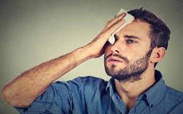اگر احساس می‌کنید بیشتر از گذشته عرق می‌کنید، این نکات را بخوانید!