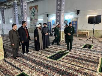  نشست مشترک فرمانده سپاه و رئیس اوقاف شهرستان قدس در امامزاده حضرتین