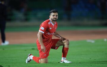 پایانِ شایعه جدایی شماره ۷؛ سروش رفیعی در پرسپولیس ماندنی شد!