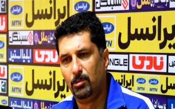 حسینی: به حاشیه غیبت گل محمدی کاری نداریم