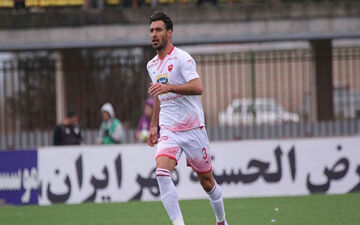 تیکۀ سنگین مدافع پرسپولیس به بازیکن استقلال خوزستان