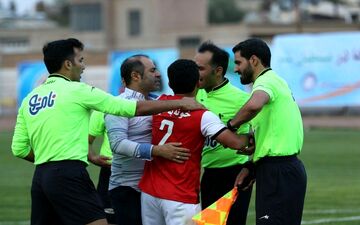 از خطا تا پنالتی؛ جدیدترین صحنه‌های اکشن لیگ یک