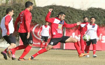 کار سخت سپاهان در برابر پرسپولیس