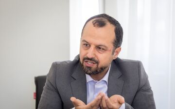 توئیت مهم خاندوزی درباره صورت مالی شرکت‌های دولتی
