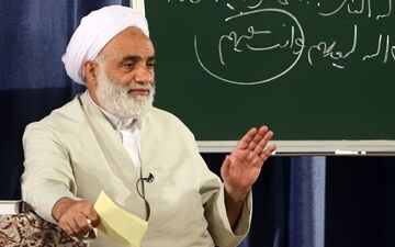 داستان دختری که مادرش را نمازخوان کرد