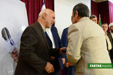 پاسداشت روز خبرنگار و تجلیل از خانواده شهدای خبرنگار  و روزنامه‌نگاران توسط بسیج رسانه کرمانشاه 
