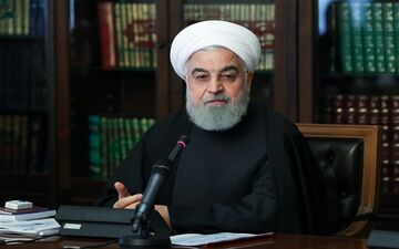 روحانی: تسهیلات با تضامین ساده و بدون پیچیدگی‌های اداری ارائه شود
