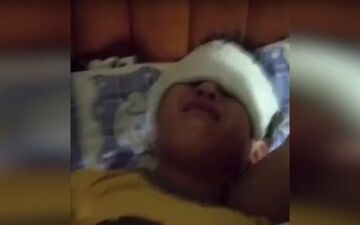 حواس پرتی معلم در داخل کلاس حادثه ساز شد! +فیلم 
