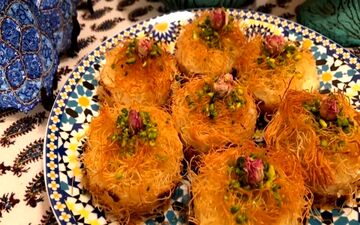 باقلوا شعریه ترکیه‌ای: طرز تهیه با طعم بی‌نظیر