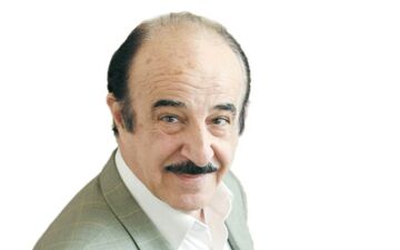 با منوچهر آذری بازیگر پیشکسوت طنز سینما و تلویزیون