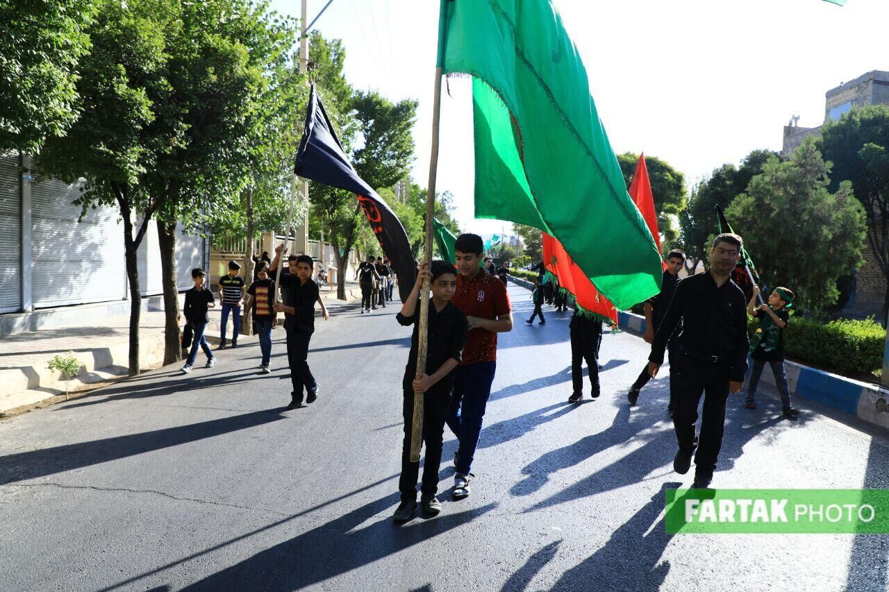 اختصاصی/ گزارش تصویری از مراسم تاسوعای حسینی در شهر علویجه اصفهان