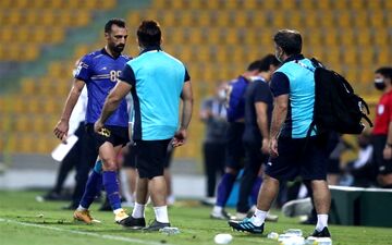 واکنش مهاجم استقلال به پاس نشدن چک رضایت‌نامه‌اش
