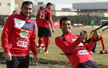 ستاره پرسپولیس تا پایان هفته جواب سرخپوشان را می‌دهد