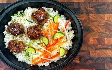 طرز تهیه زیره پلو کرمانی با ران بوقلمون