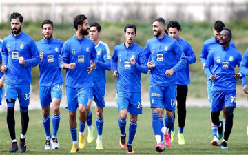 خودکشی یک زن جوان در تمرین استقلال!