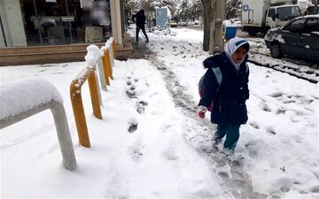 فعالیت آموزشی برخی از مدارس لرستان فردا با تاخیر آغاز می‌شود