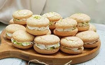 خودتم میتونی عین قندها شیرینی لطیفه  درست کنی!
