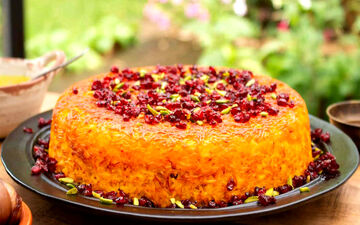 آموزش تهیه ته‌ چین مرغ زعفرانی: فوت و فن‌های طلایی