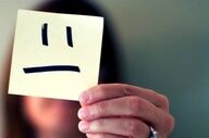 چرا دیگر هیچ چیز برایمان مهم نیست؟ علل و درمان «بی‌حسی عاطفی»