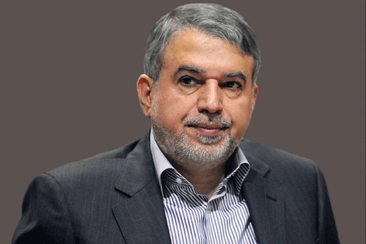 
وزیر ارشاد:مناظره از ابتدای انقلاب نقش موثری در تنویر و هدایت افکار عمومی و جلوگیری از انحرافات داشته است
